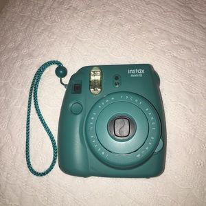 INSTAX MINI 8 (NEEDS WORK) READ